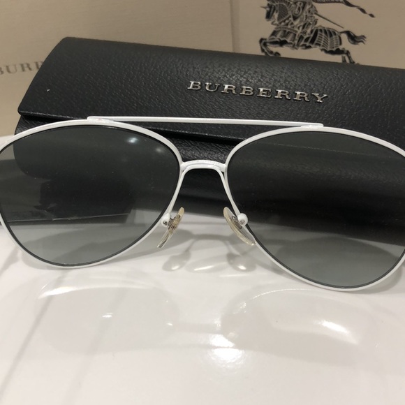 Burberry Aviator Metal Sunglasses - Picture 5 of 10